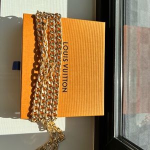 AUTHENTIC LV BAG CHAIN